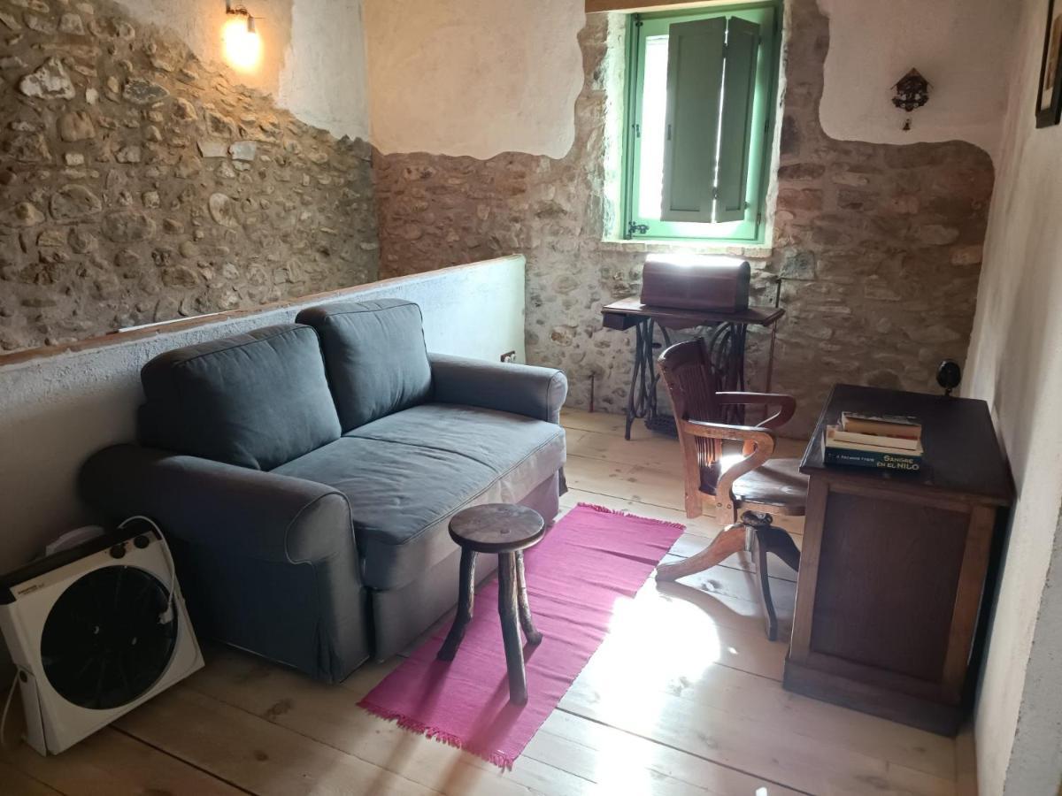 Vivalidays Casa Rural Anna Mieres Gerona Exterior photo